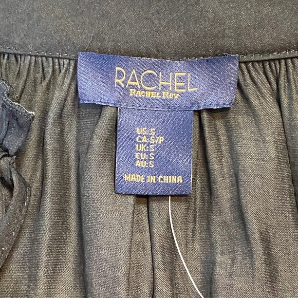 Elegant Black Women's Top - Picture 6 of 8